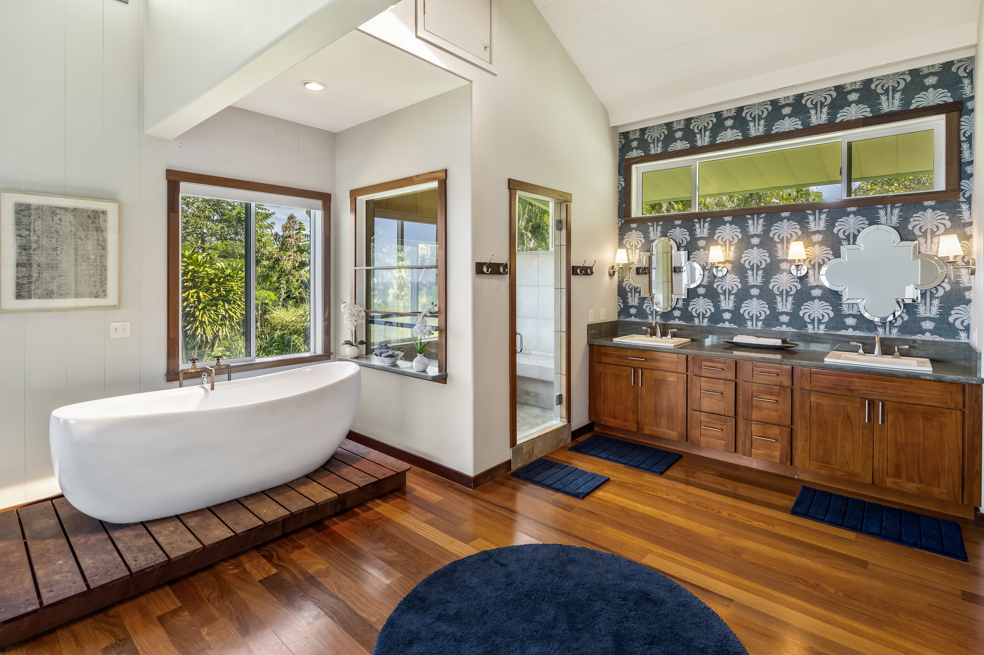 Whale House estate photo 17 — luxury North Shore Oahu vacation rental